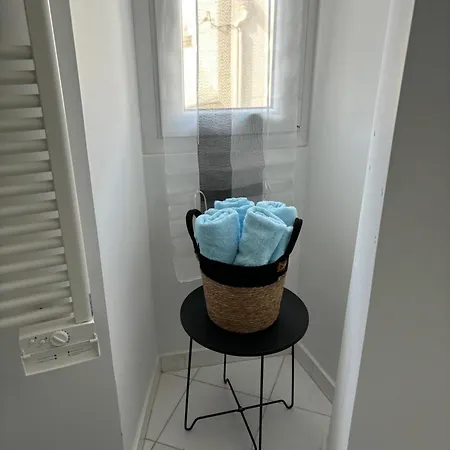 Studio En Plein Coeur De Апартаменты