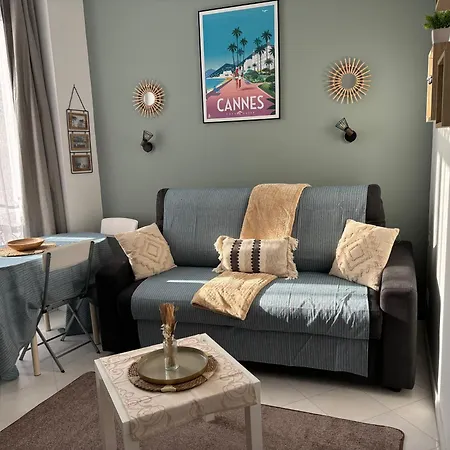 Studio En Plein Coeur De Апартаменты